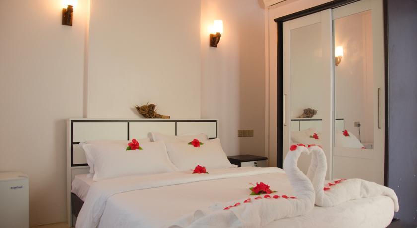 Hulhudheli Inn Екстериор снимка