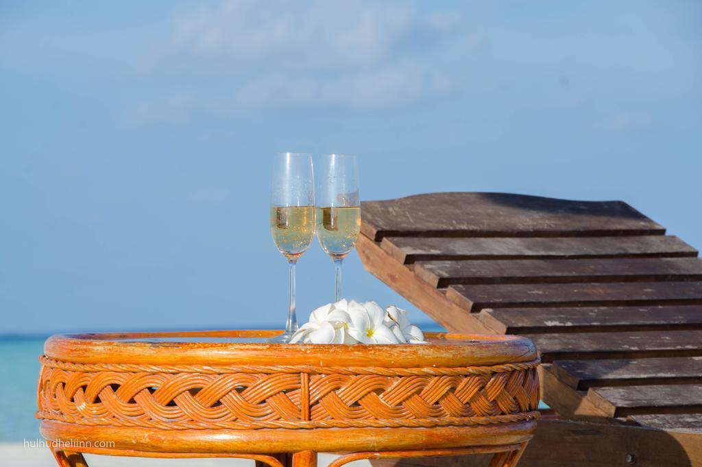 Hulhudheli Inn Екстериор снимка