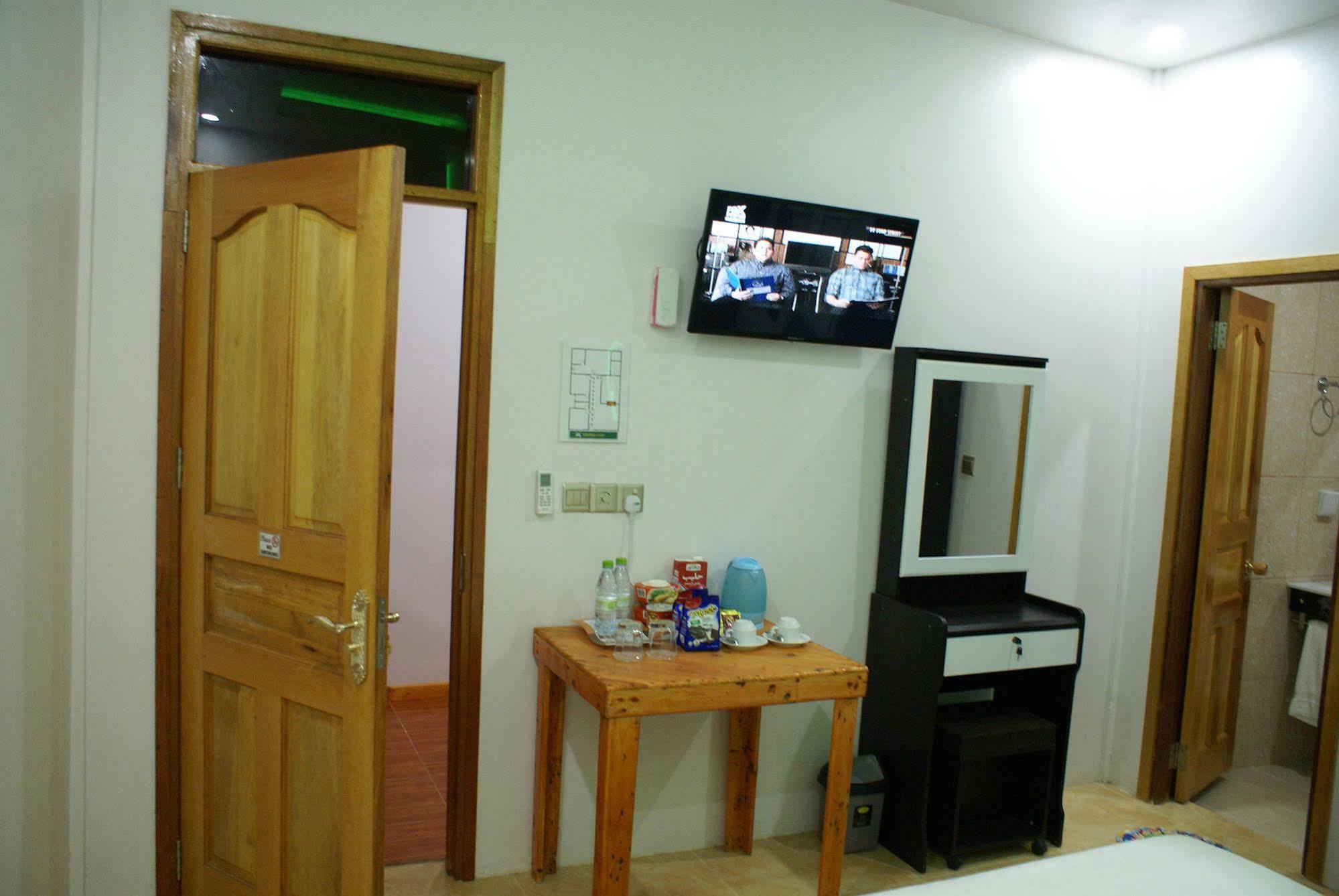 Hulhudheli Inn Екстериор снимка